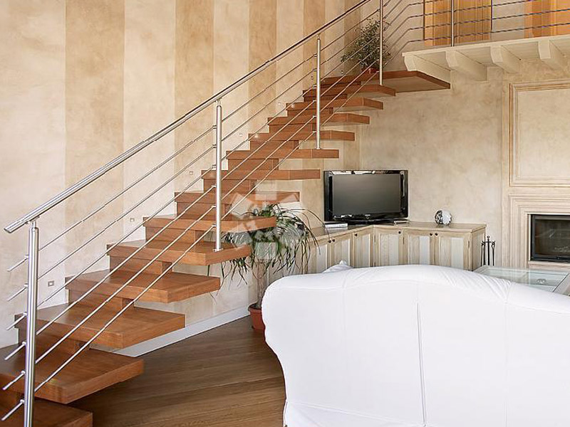 BRESCIA MODEL - Railing with Steel Round Bar